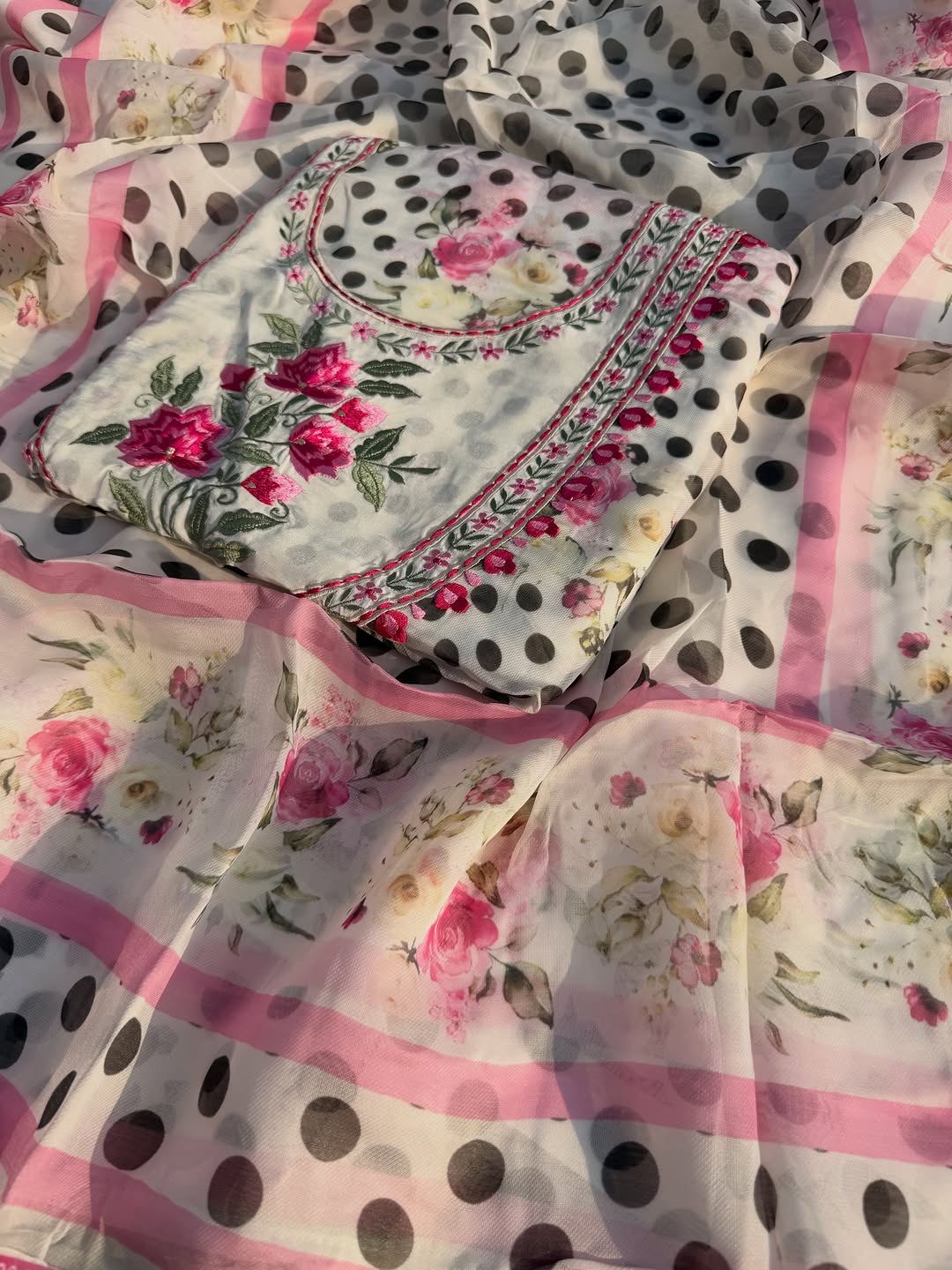 Premium Twill organza~polka dots