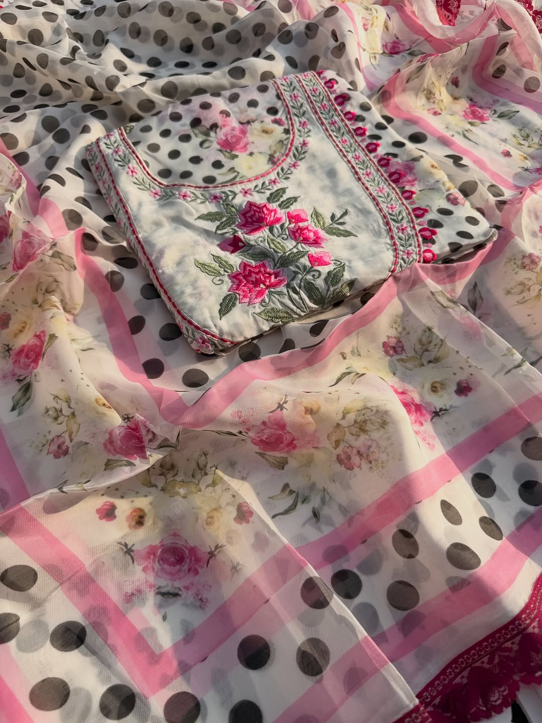 Premium Twill organza~polka dots
