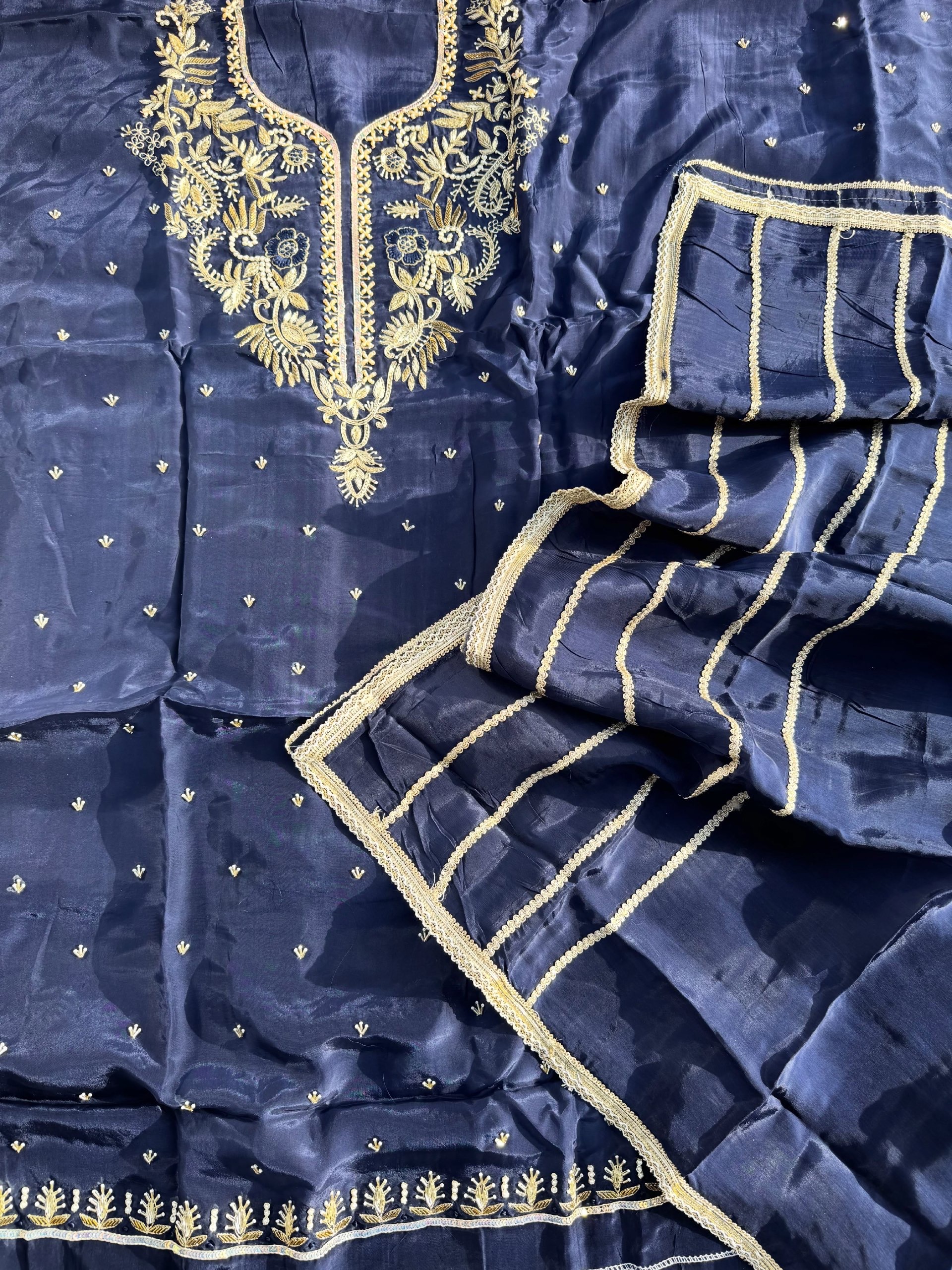 Elegant Navy blue suit