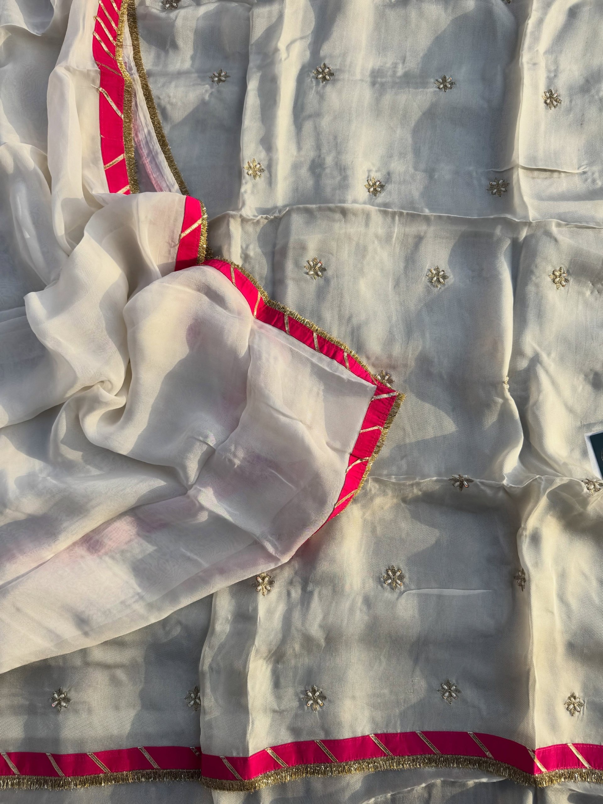 White -Rani contrast