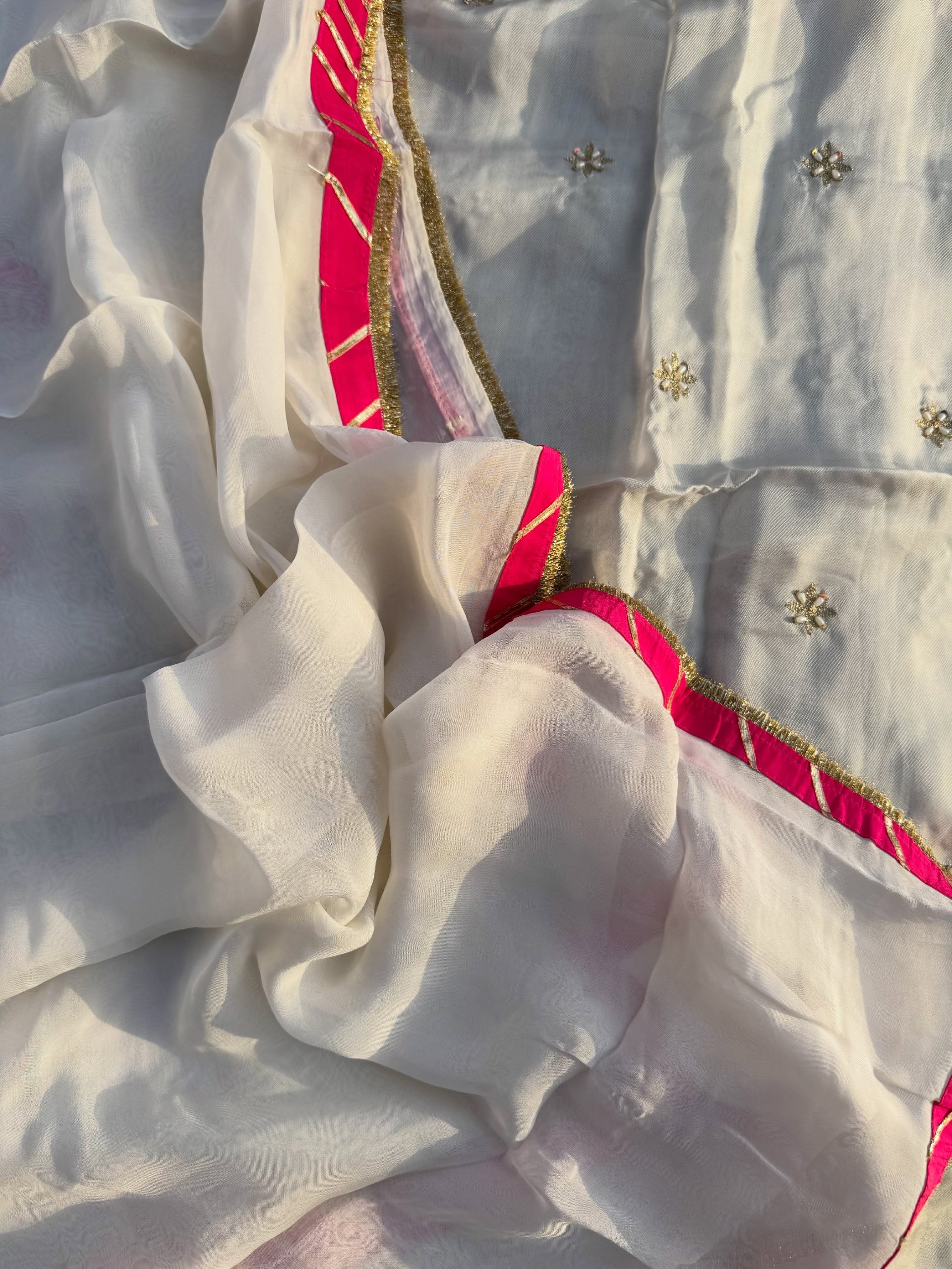 White -Rani contrast