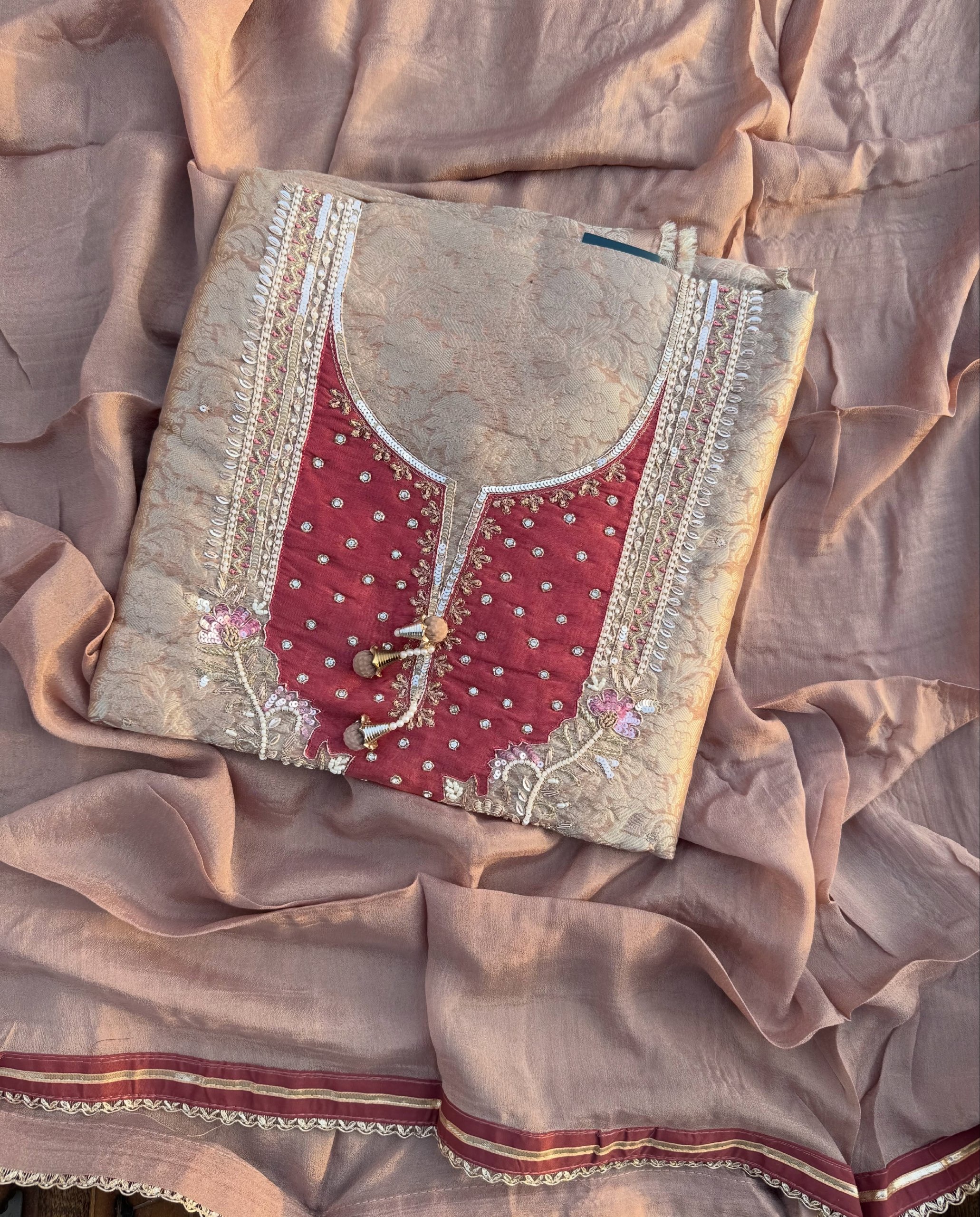 Brocade Premium suit