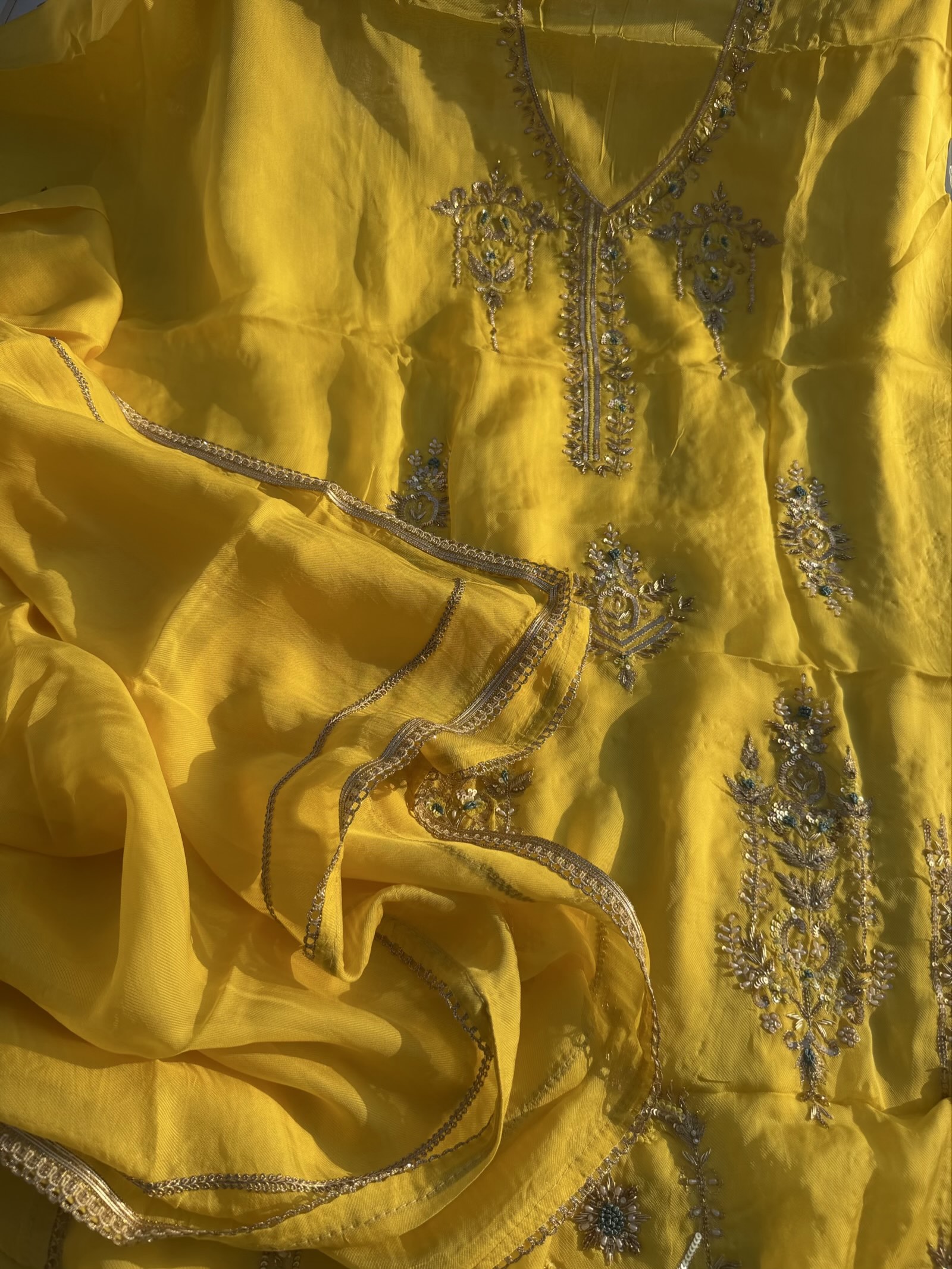 Yellow Contrast
