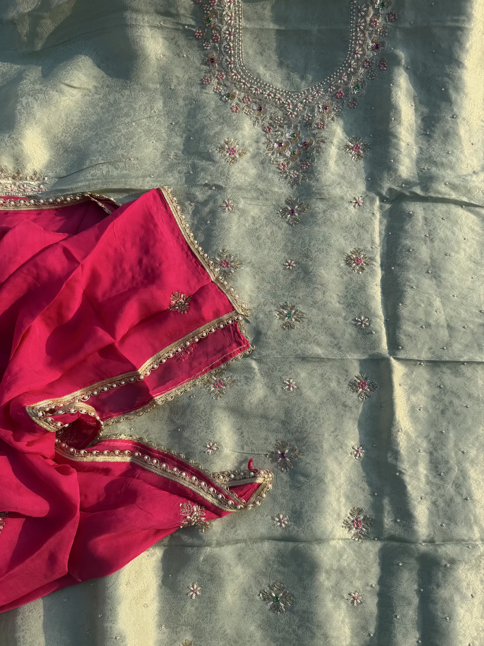 3D -Brocade