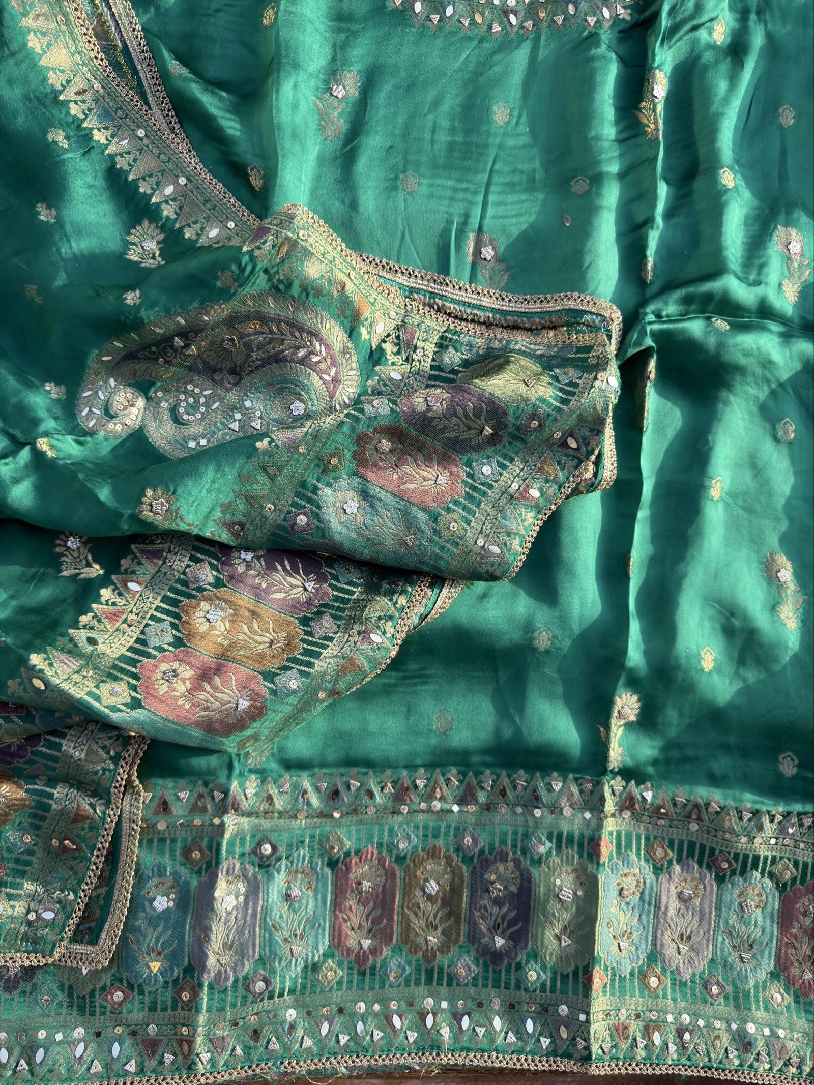 Silk Weaving (SH)