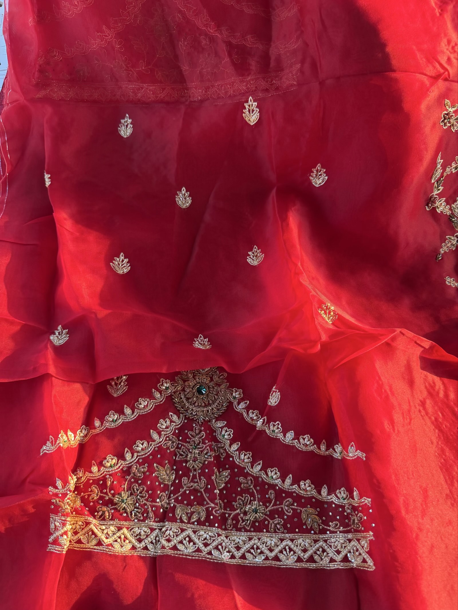 Red-Rani Stones Premium